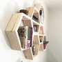 Hanah Home Raf252 Estantería de pared de madera de abeto, Nogal, 6 piezas